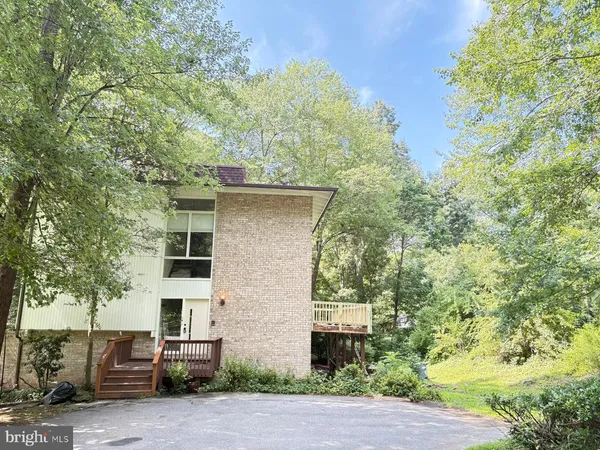 $4,650 | 10612 Crossing Creek Road, Potomac, MD 20854