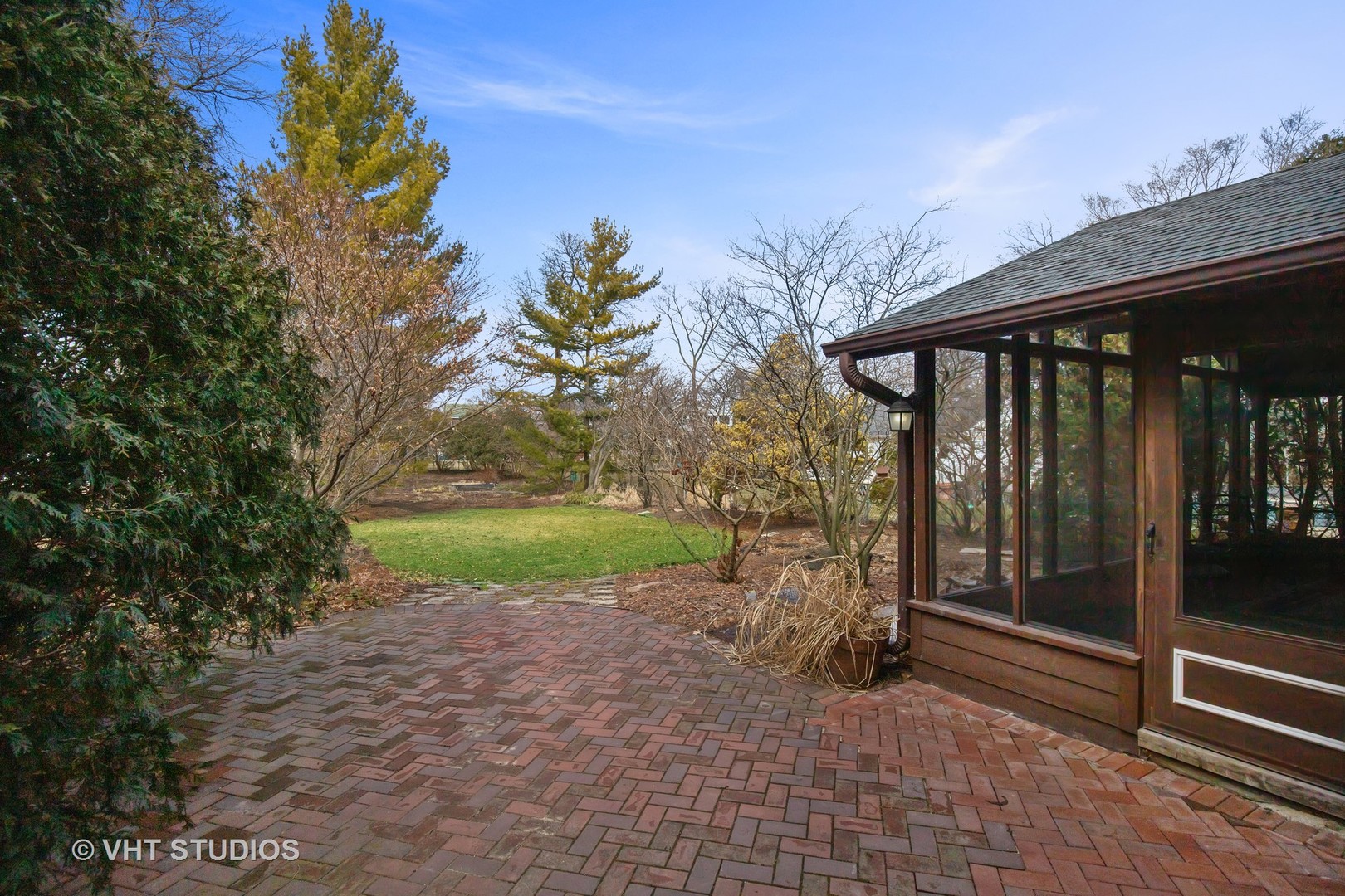 212 Herrick Road Riverside, IL 60546 - Photo 15 of 20