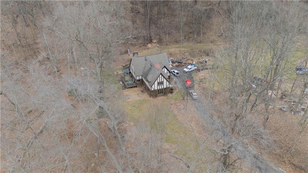280 Ferry Road Sewickley, PA 15143 - Photo 5 of 21 a view of a backyard of the house