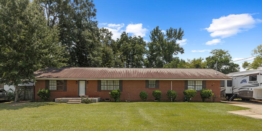113 Ozark Road Abbeville, AL 36310 - Photo 1 of 38 Gallery Image 1