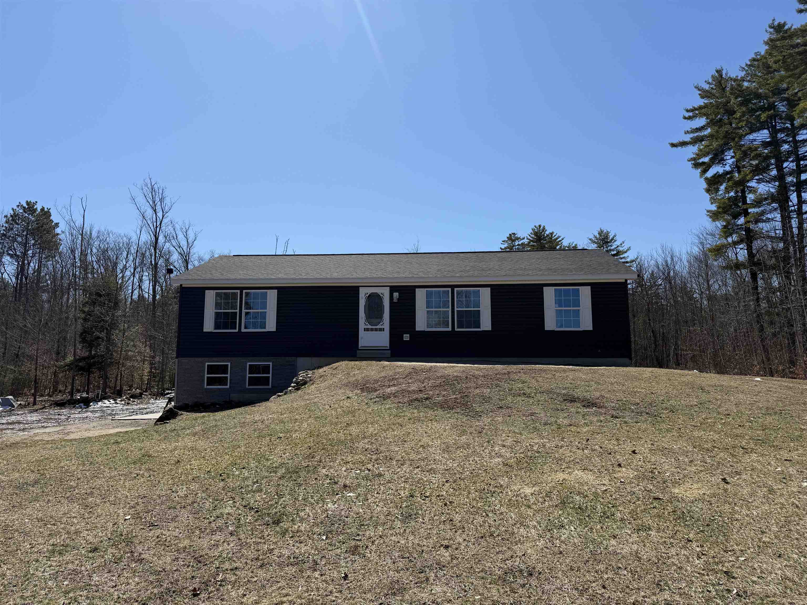 535 Old Turnpike Road Salisbury, NH 03268 - Photo 2 of 28