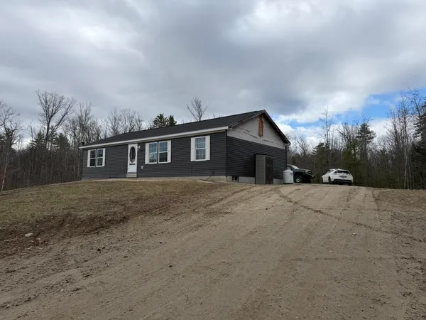 $525,000 | 535 Old Turnpike Road, Salisbury, NH 03268