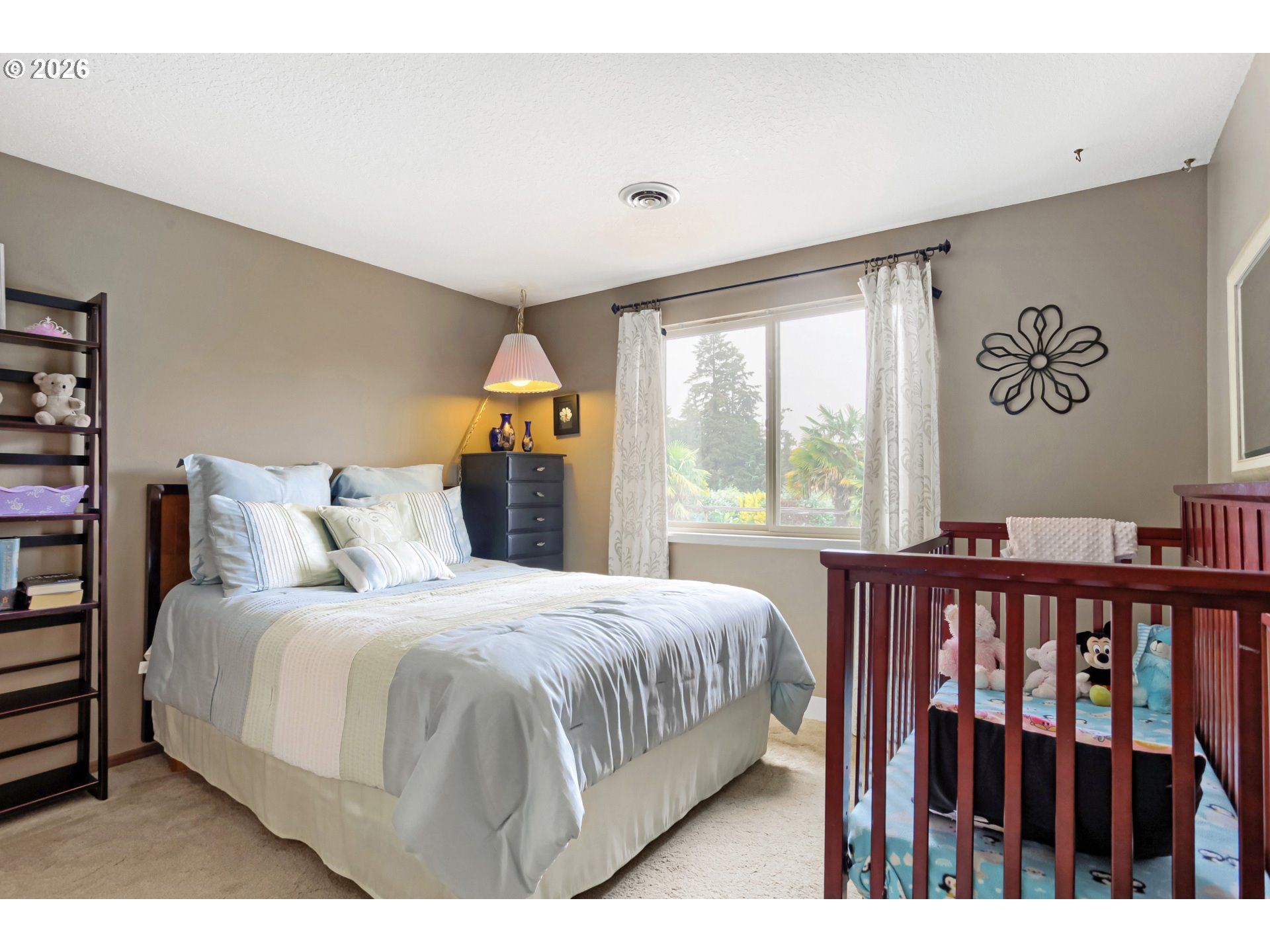 34790 Southwest South Ranch Road Newberg, OR 97132 - Photo 15 of 31 Bedroom