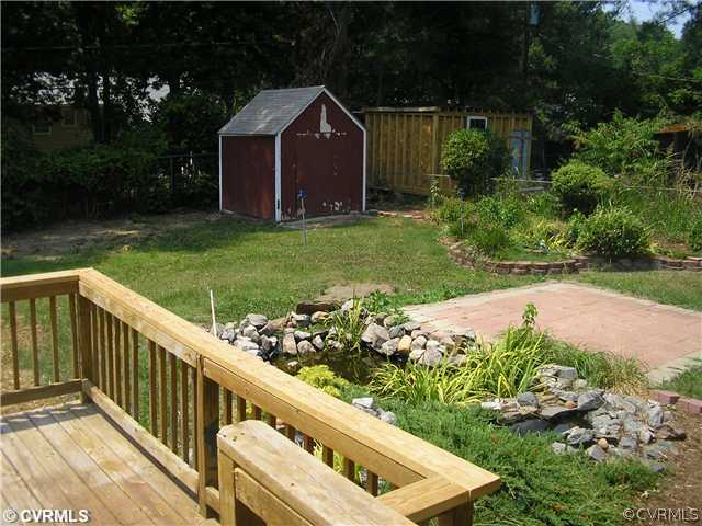 212 Chessington Road North Chesterfield, VA 23236 - Photo 5 of 11 Yard/Garden
