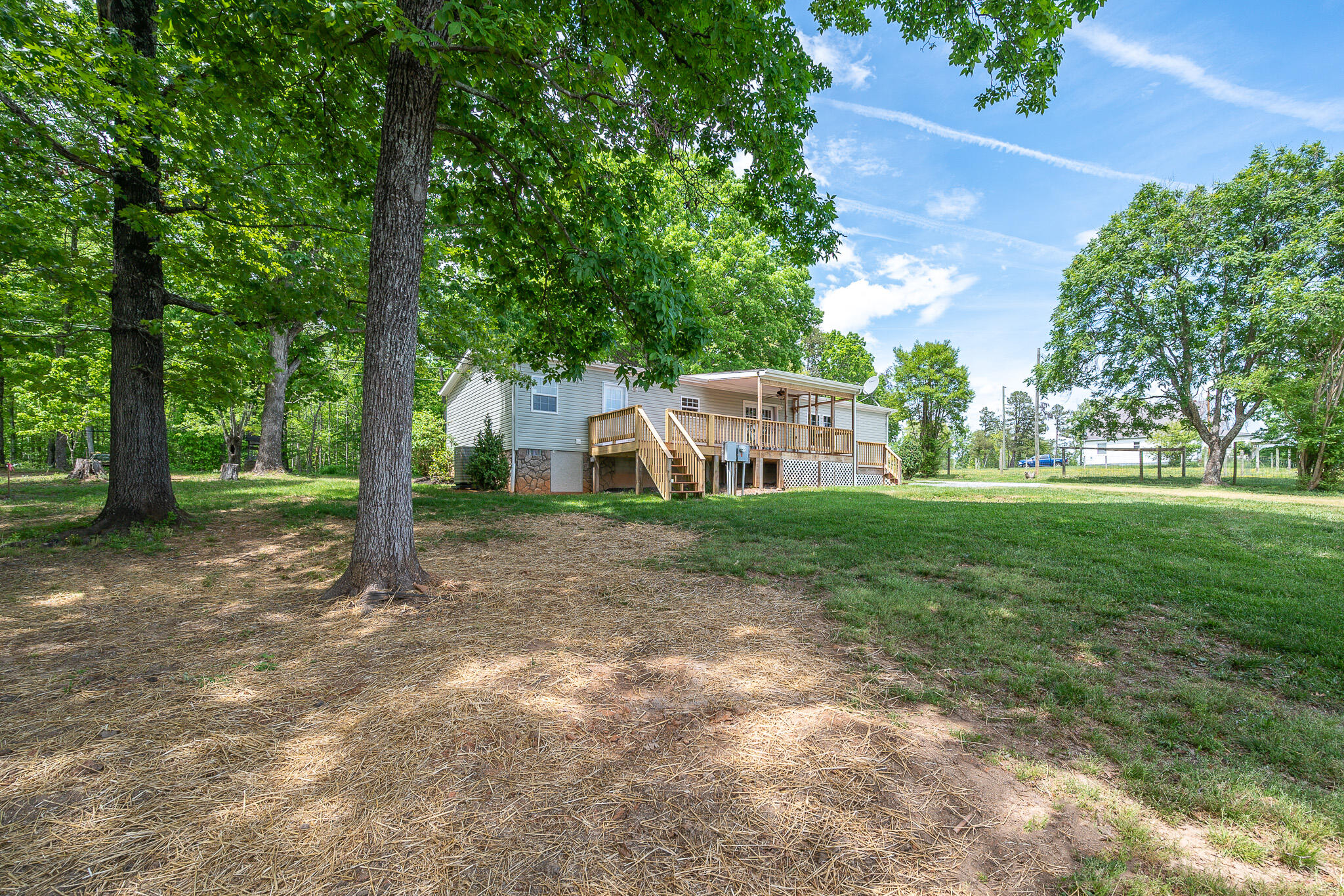 8646 Dickerson Mill Road Moneta, VA 24121 - Photo 32 of 36 32