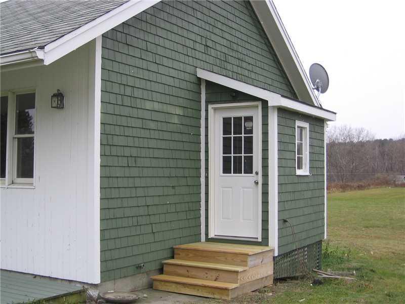 46 Old County Road Thomaston, ME 04861 - Photo 6 of 16 Exterior Front. Mudroom