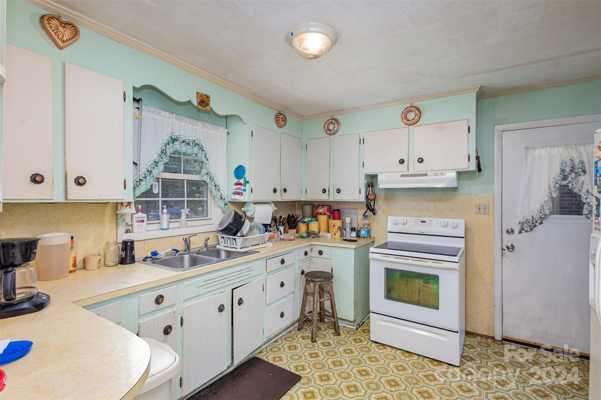 108 Pinkney Road Dallas, NC 28034 - Photo 9 of 20 Gallery Image 9