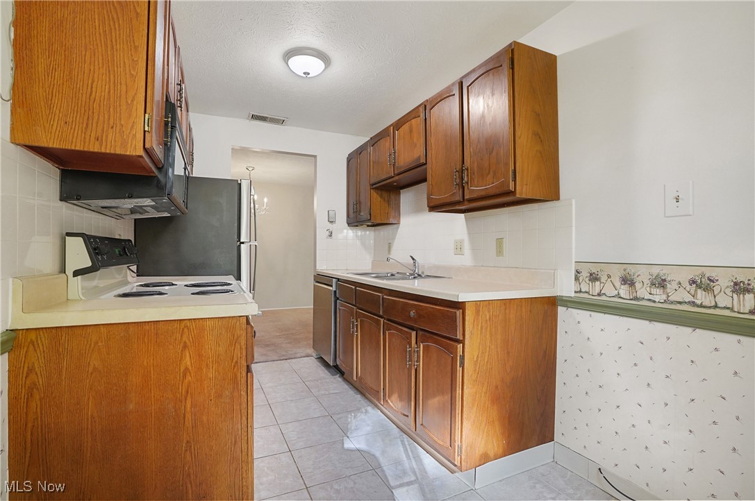 3068 Kent Road, Unit 506 Stow, OH 44224 - Photo 23 of 36 Gallery Image 23