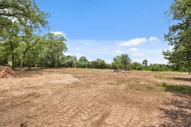 a view of lake and yard