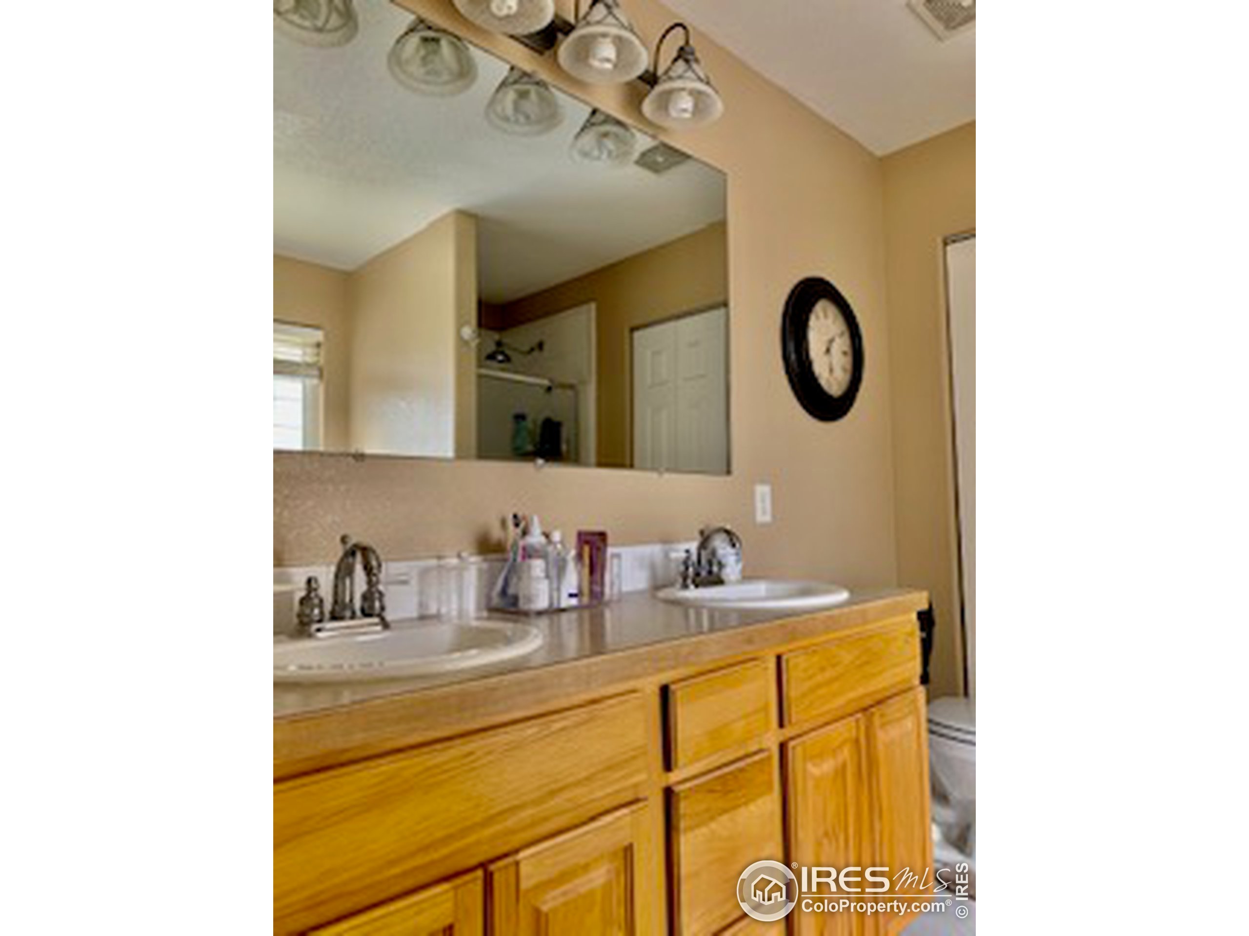 5806 29th St Road Greeley, CO 80634 - Photo 17 of 36