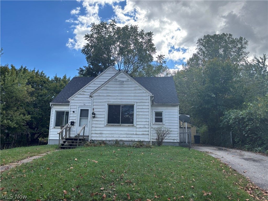 74 Vesper Street Akron, OH 44310 - Photo 1 of 22