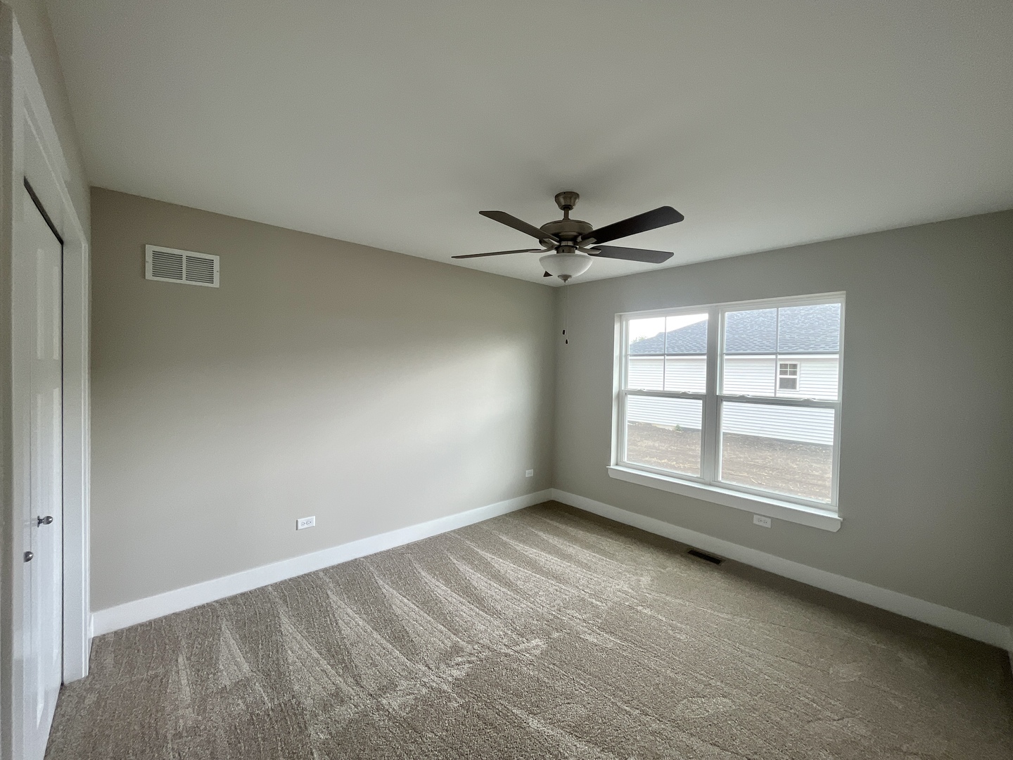 5541 Old Manor Road Bourbonnais, IL 60914 - Photo 8 of 9 a view of an empty room with a window