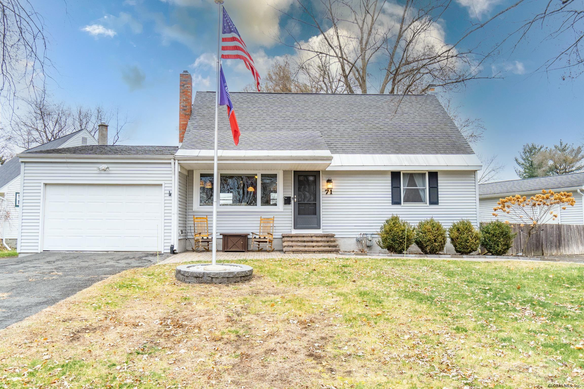 71 Southgate Road Colonie, NY 12211 - Photo 1 of 33 Photo 1
