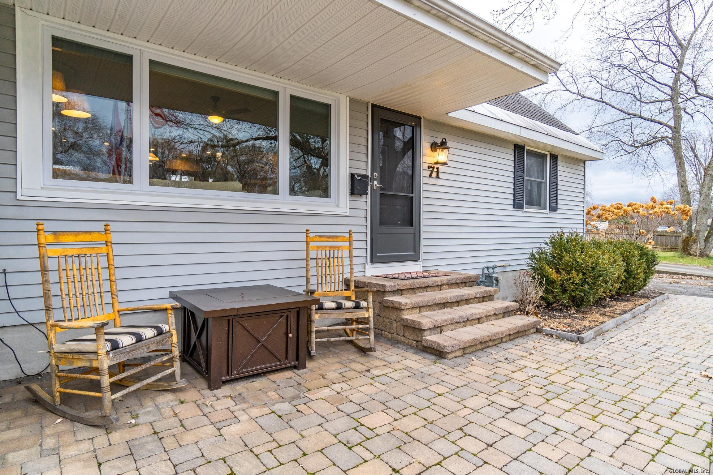 71 Southgate Road Colonie, NY 12211 - Photo 7 of 33 Photo 7