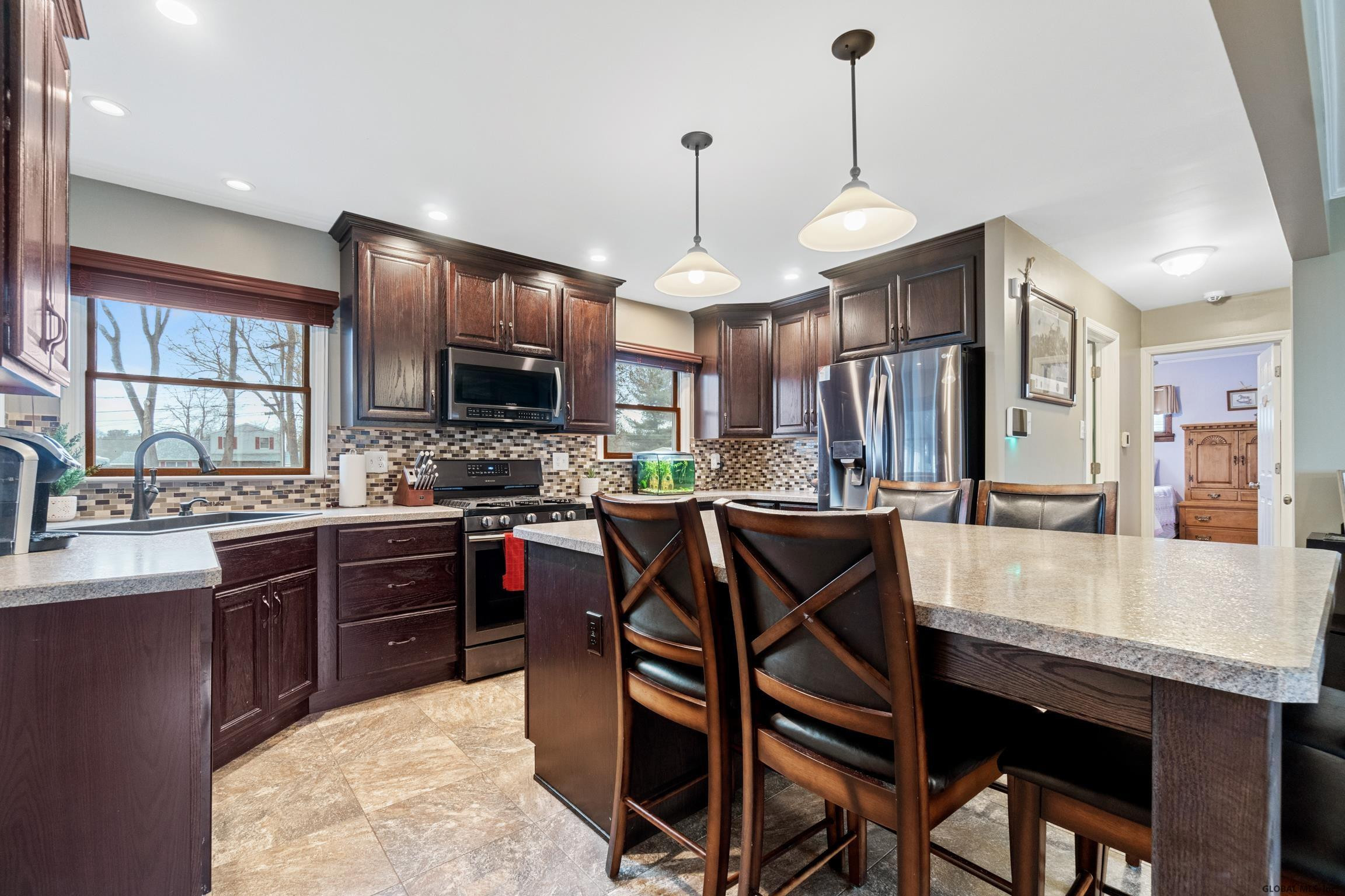 71 Southgate Road Colonie, NY 12211 - Photo 9 of 33 Photo 9