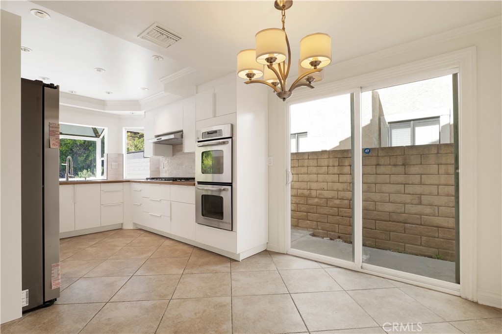 19715 Eagle Ridge Lane Porter Ranch, CA 91326 - Photo 11 of 44