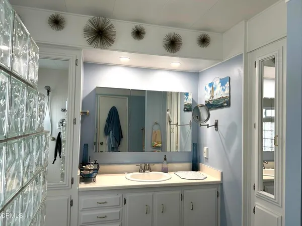 $364,900 | 4700 Aurora Drive, Unit 25, Ventura, CA 93003