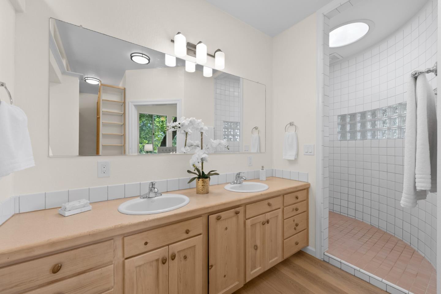 21100 Summit Road Los Gatos, CA 95033 - Photo 21 of 37 Gallery Image 21