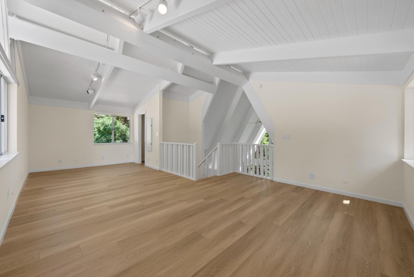 21100 Summit Road Los Gatos, CA 95033 - Photo 28 of 37 Gallery Image 28