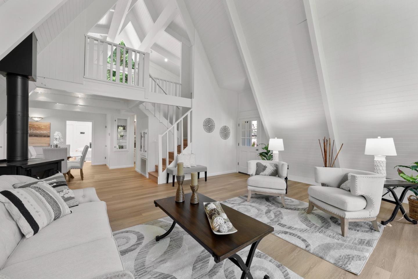 21100 Summit Road Los Gatos, CA 95033 - Photo 10 of 37 Gallery Image 10