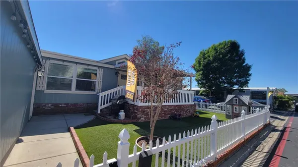 $359,999 | 5815 East La Palma Avenue, Unit 130, Anaheim, CA 92807