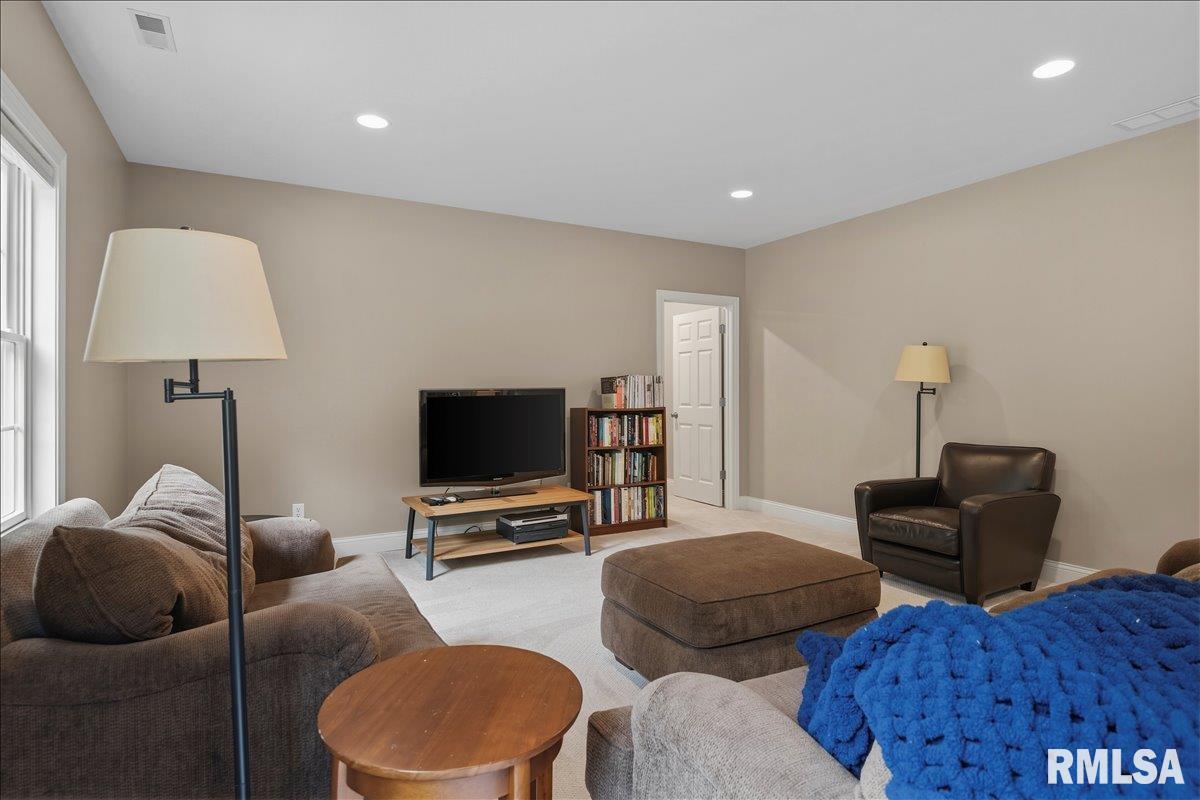 4248 Osage Road Springfield, IL 62711 - Photo 42 of 64