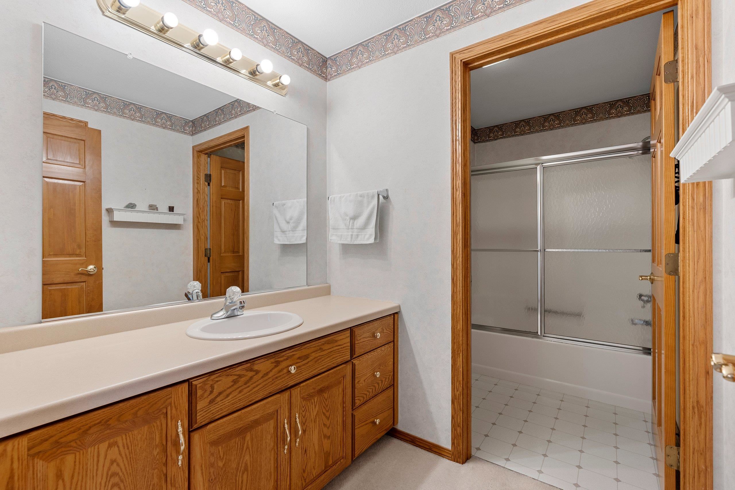 3213 North Mistwood Lane, Unit 13 Appleton, WI 54914 - Photo 32 of 48