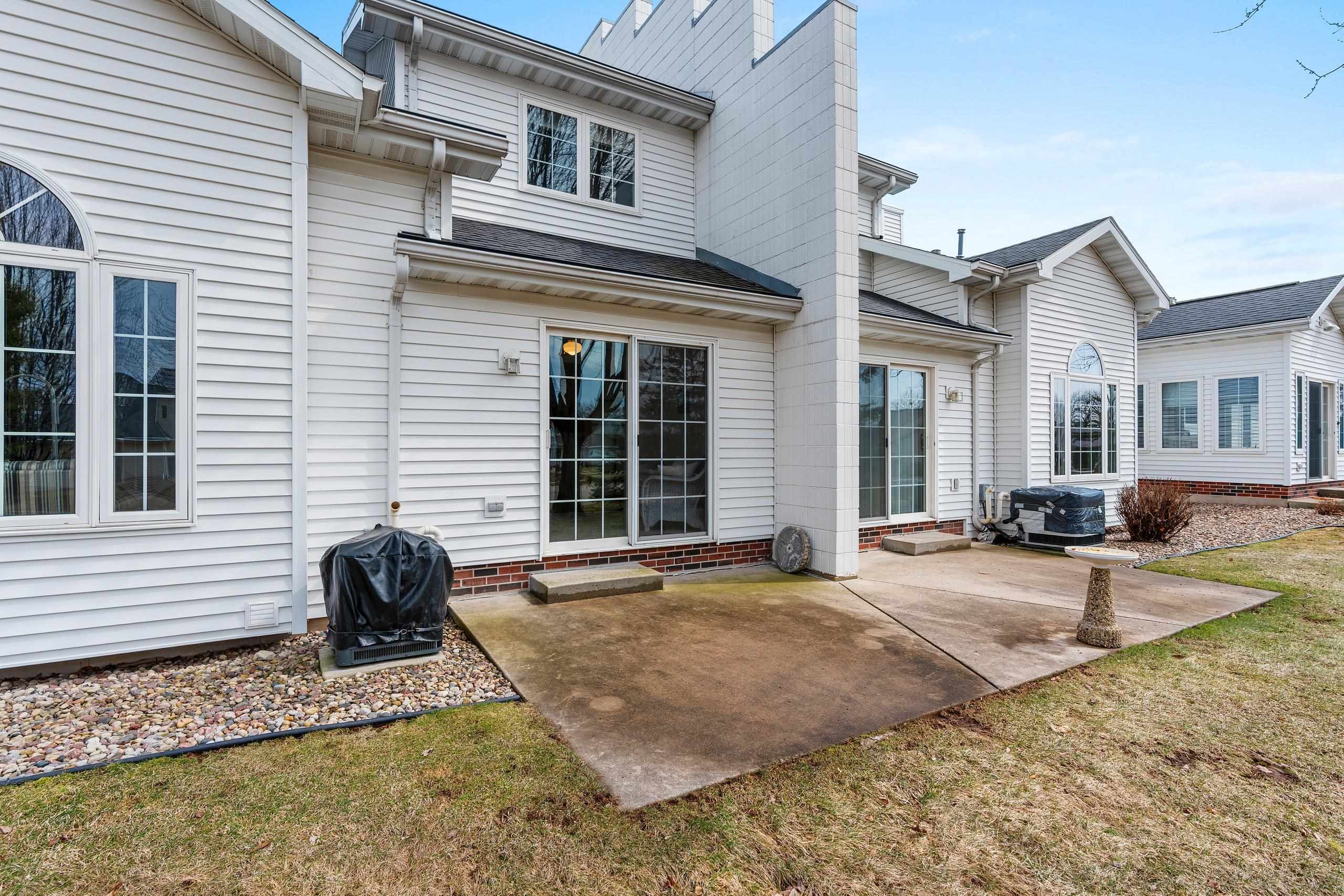 3213 North Mistwood Lane, Unit 13 Appleton, WI 54914 - Photo 8 of 48