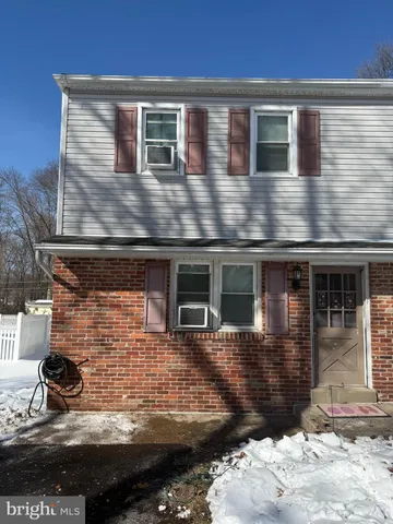 $285,000 | 410 Walnut Avenue, Horsham, PA 19044