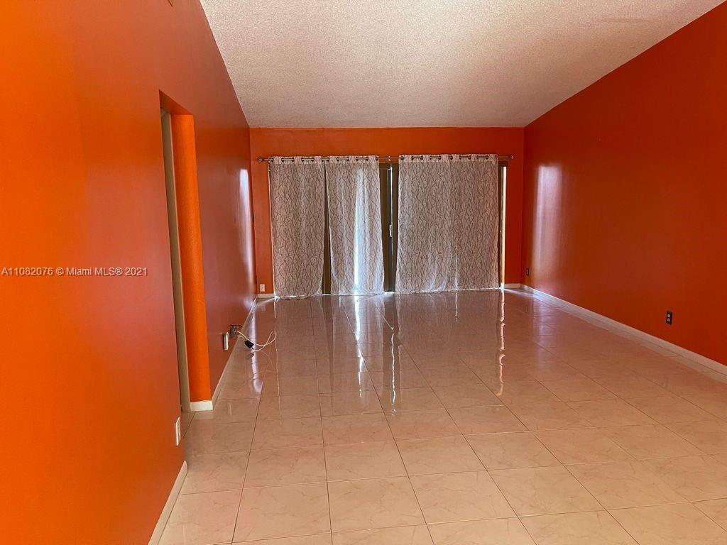 6449 Pinehurst Circle, Unit C25 Tamarac, FL 33321 - Photo 7 of 22