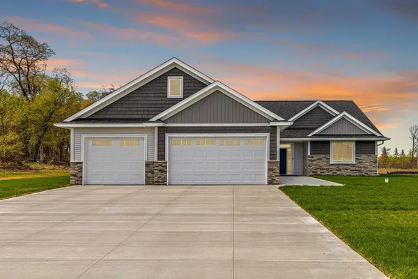 $750,000 | 21936 Willys Street Northeast, Cedar, MN 55011