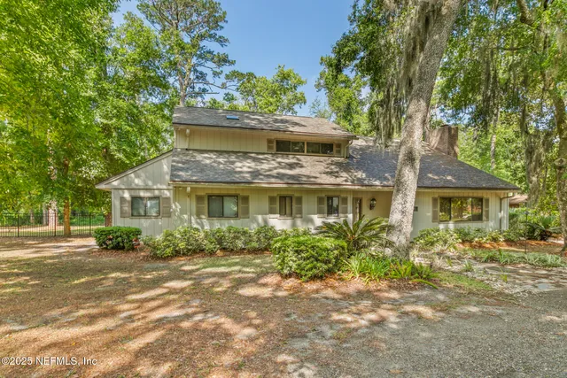 $659,900 | 12852 Longview Drive West, Jacksonville, FL 32223