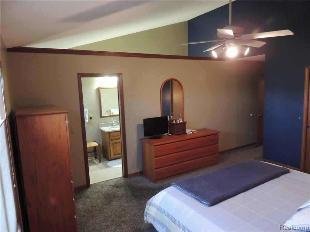 17076 27 Mile Road Ray, MI 48096 - Photo 34 of 99 17076 27 Mile 475.JPG