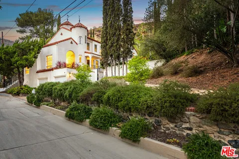 $3,500,000 | 1258 East Elmwood Avenue, Burbank, CA 91501
