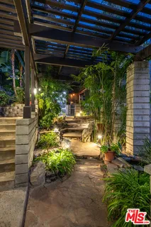 $3,500,000 | 1258 East Elmwood Avenue, Burbank, CA 91501