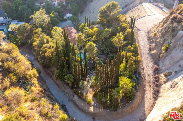 $3,500,000 | 1258 East Elmwood Avenue, Burbank, CA 91501