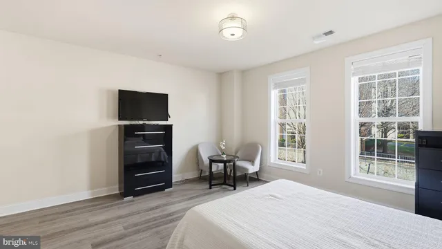 $420,000 | 15177 Lancashire Drive, Woodbridge, VA 22191