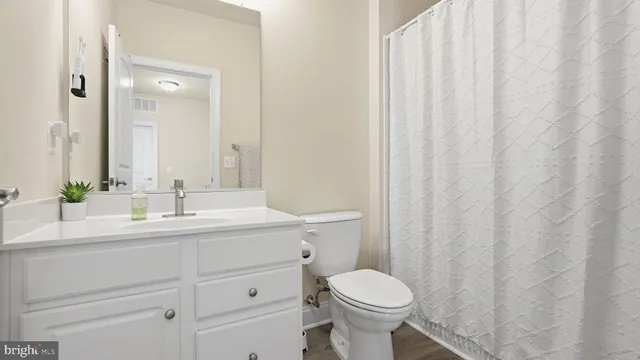 $420,000 | 15177 Lancashire Drive, Woodbridge, VA 22191