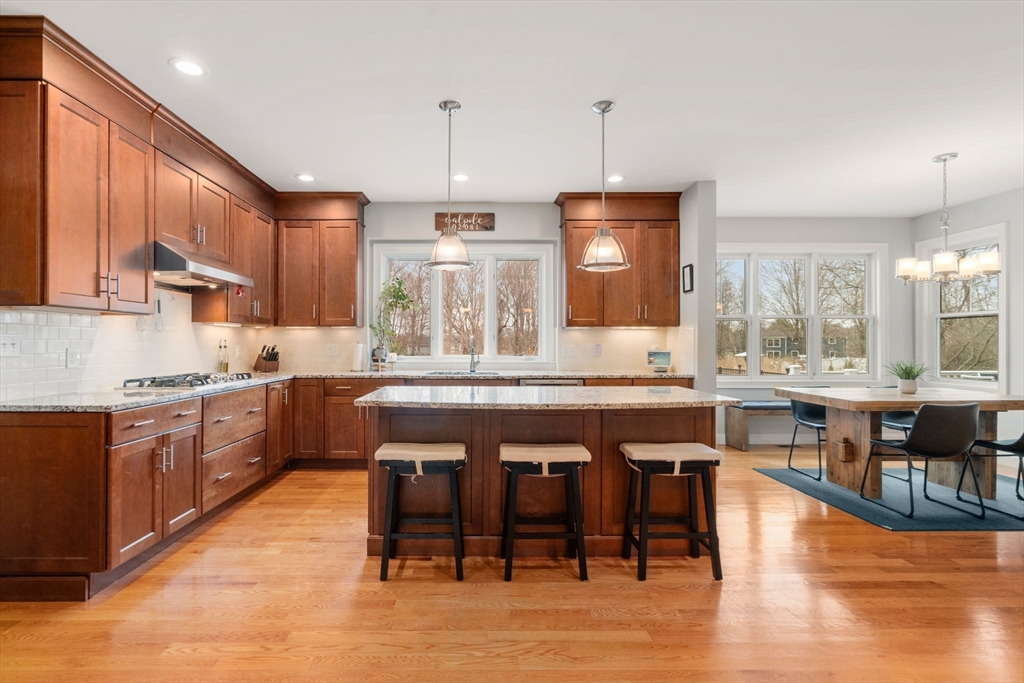 8 Yonker Place Walpole, MA 02081 - Photo 11 of 39