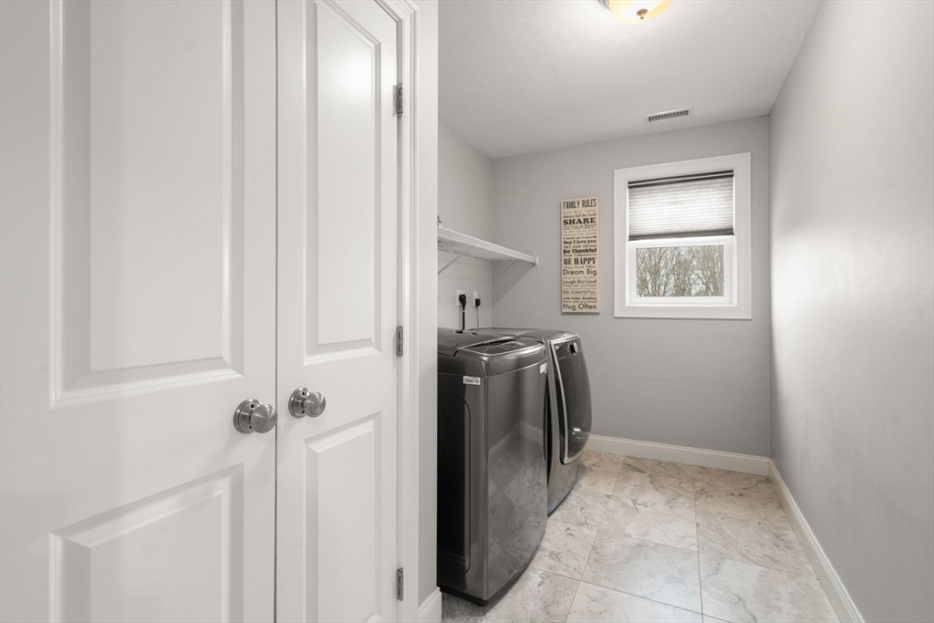 8 Yonker Place Walpole, MA 02081 - Photo 26 of 39