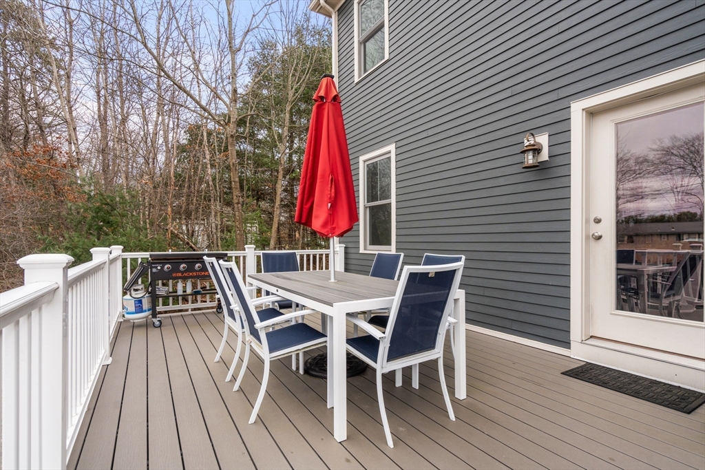 8 Yonker Place Walpole, MA 02081 - Photo 28 of 39