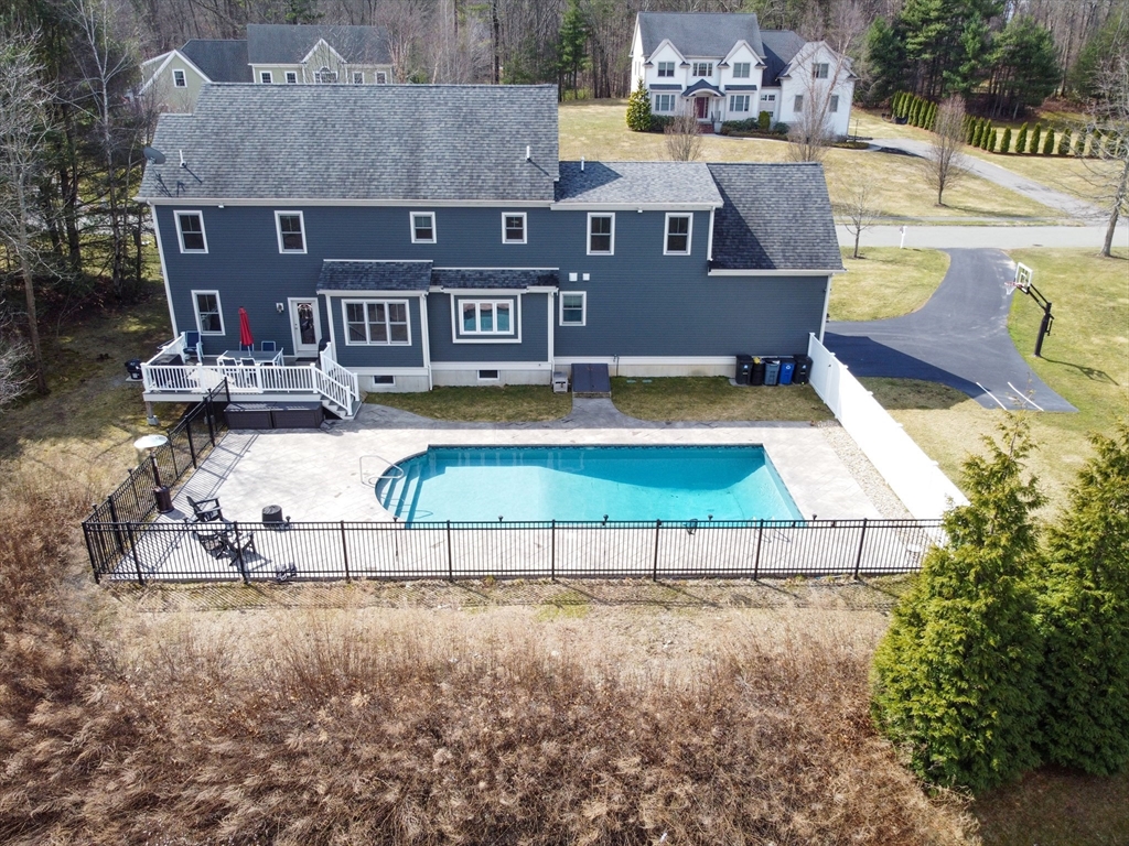 8 Yonker Place Walpole, MA 02081 - Photo 32 of 39