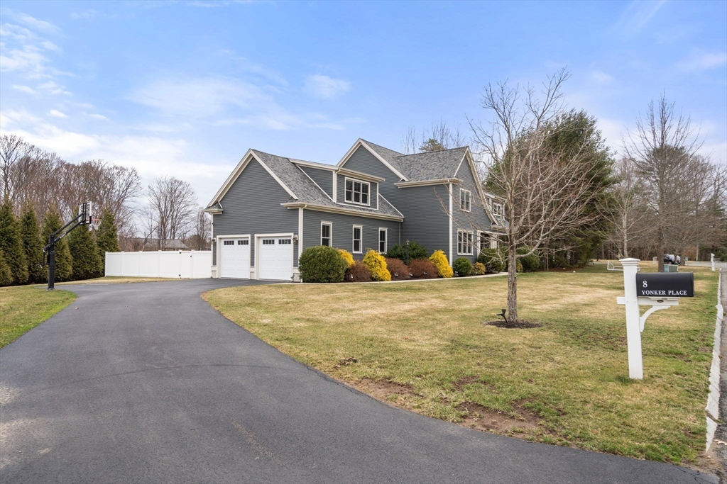 8 Yonker Place Walpole, MA 02081 - Photo 35 of 39