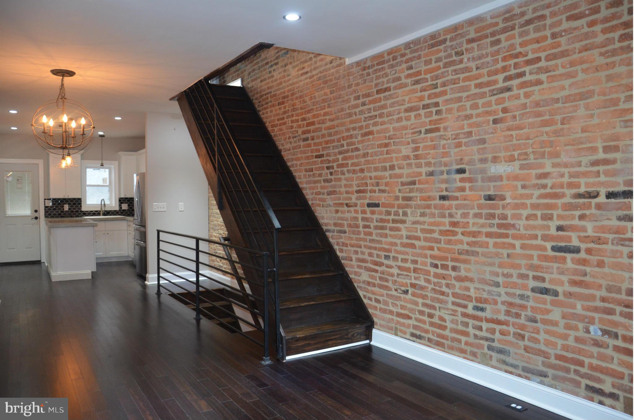 1406 Decatur Street Baltimore, MD 21230 - Photo 7 of 23 Living Room