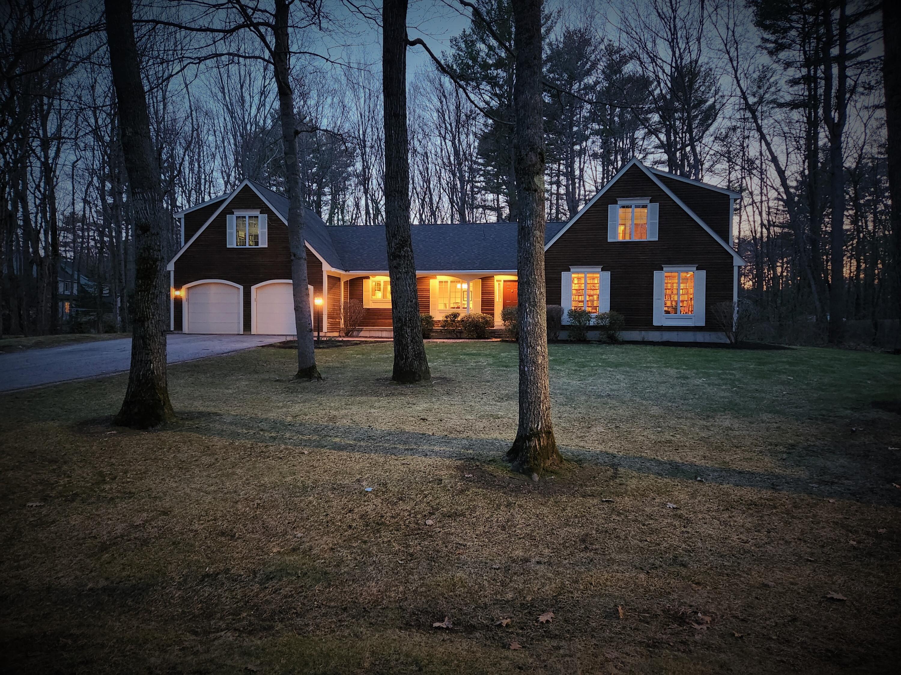 15 Chestnut Road Brunswick, ME 04011 - Photo 2 of 24 twilight photo