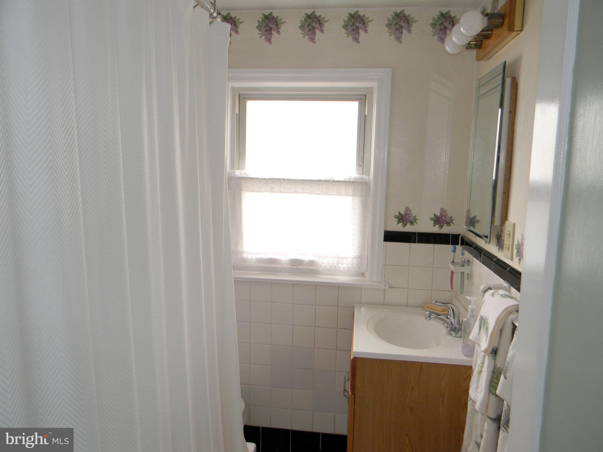 4003 Redden Road Drexel Hill, PA 19026 - Photo 18 of 24 Gallery Image 18