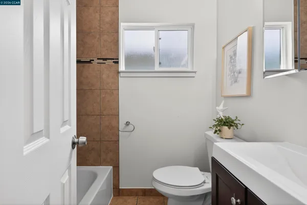 $439,900 | 335 South 26th Street, Richmond, CA 94804