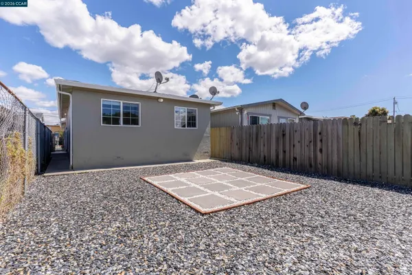 $439,900 | 335 South 26th Street, Richmond, CA 94804