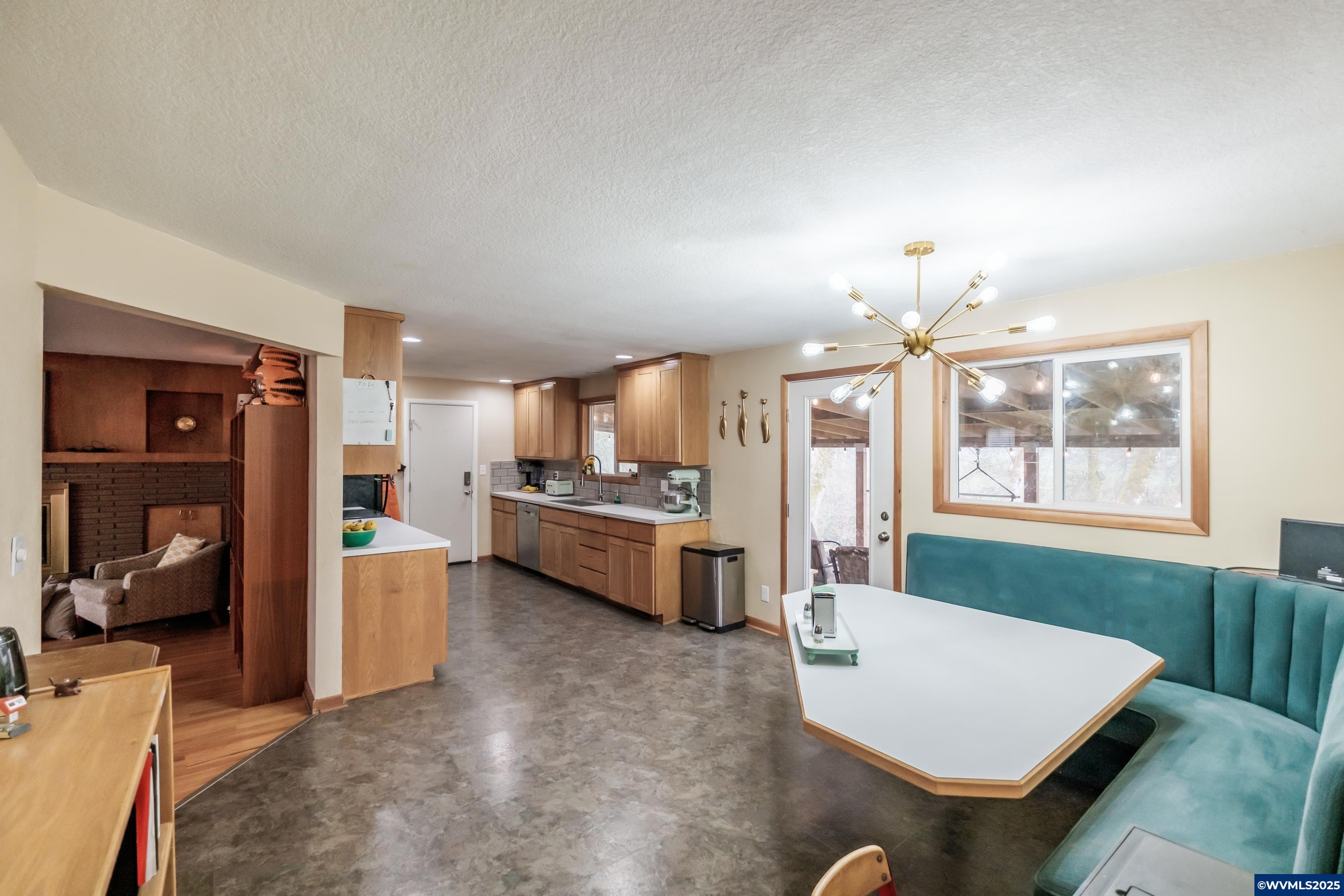 567 Northeast South Nebergall Loop Albany, OR 97321 - Photo 16 of 50