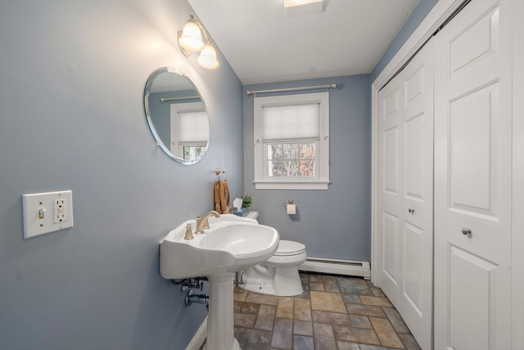 12 Thistle Lane Rochester, MA 02770 - Photo 30 of 39